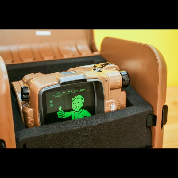 Lovely Fallout Pip Boy Iphone Case motivational quotes